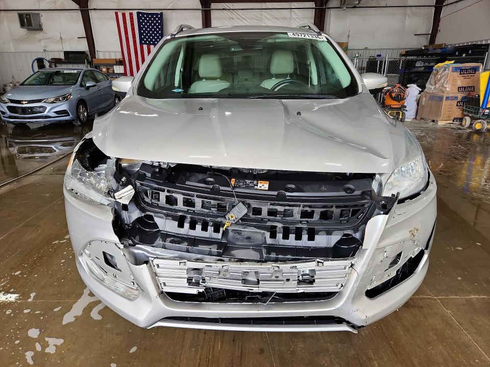 Продажа на аукционе авто 2016 Ford Escape, vin: 1FMCU9J97GUC33312, номер лота: 49721336
