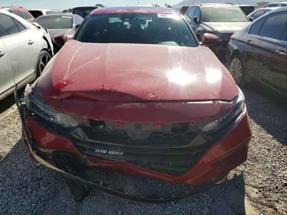 49030446 :رقم المزاد ، 1HGCV2F35JA042379 vin ، 2018 Honda Accord مزاد بيع