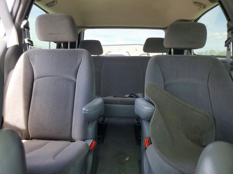 2004 Chrysler Town & Country მანქანა იყიდება აუქციონზე, vin: 1C4GP44R34B513358, აუქციონის ნომერი: 46353016