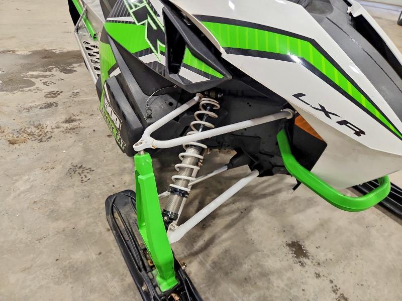 2016 Arctic Cat Snowmobile მანქანა იყიდება აუქციონზე, vin: 4UF16SNW4GT101765, აუქციონის ნომერი: 50594156