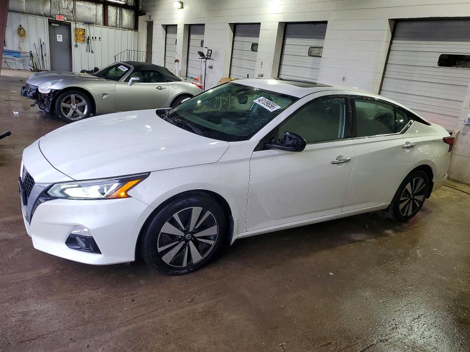 Продаж на аукціоні авто 2020 Nissan Altima, vin: 1N4BL4DV6LC249585, номер лоту: 48109656