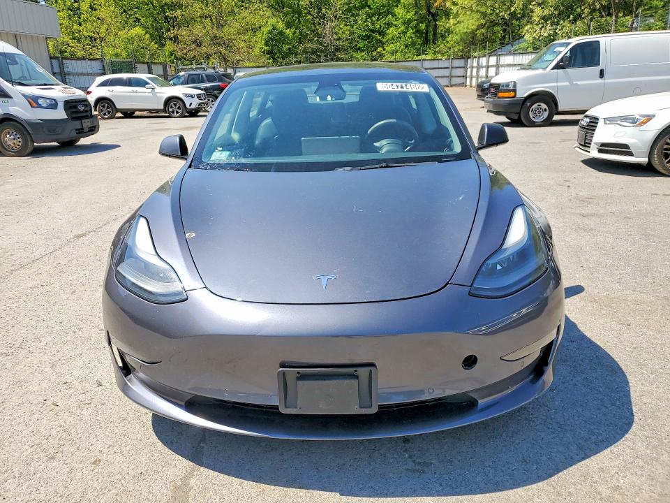 50471466 :رقم المزاد ، 5YJ3E1EA4NF289107 vin ، 2022 Tesla Model 3 مزاد بيع
