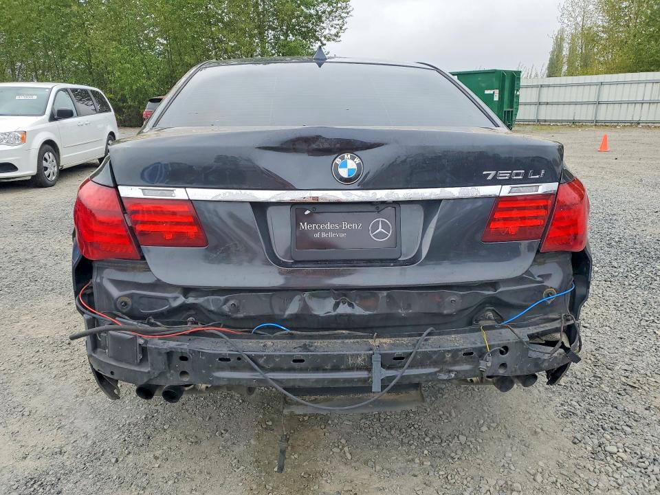2013 Bmw 750 მანქანა იყიდება აუქციონზე, vin: WBAYE8C57DD133456, აუქციონის ნომერი: 49776846