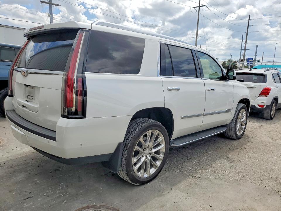 50942386 :رقم المزاد ، 1GYS4BKJ9KR381774 vin ، 2019 Cadillac Escalade مزاد بيع