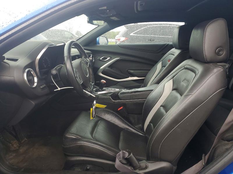 51350546 :رقم المزاد ، 1G1FG1R77H0104677 vin ، 2017 Chevrolet Camaro مزاد بيع