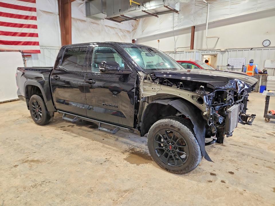 49623876 :رقم المزاد ، 5TFWA5DB0SX323815 vin ، 2025 Toyota Tundra مزاد بيع