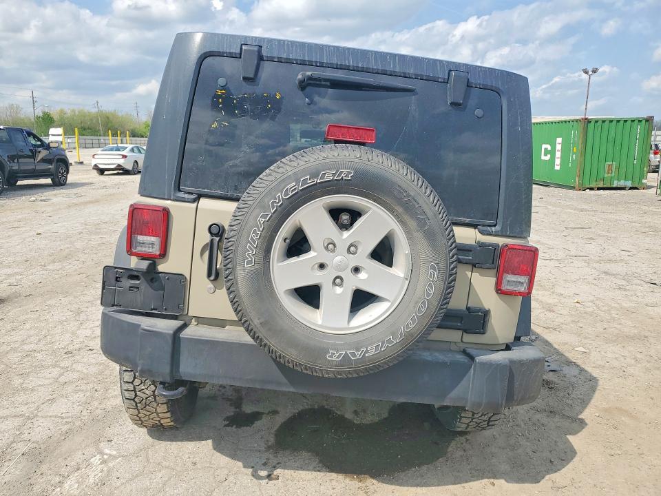 49860716 :رقم المزاد ، 1C4BJWDG3JL833503 vin ، 2018 Jeep Wrangler Unlimited مزاد بيع