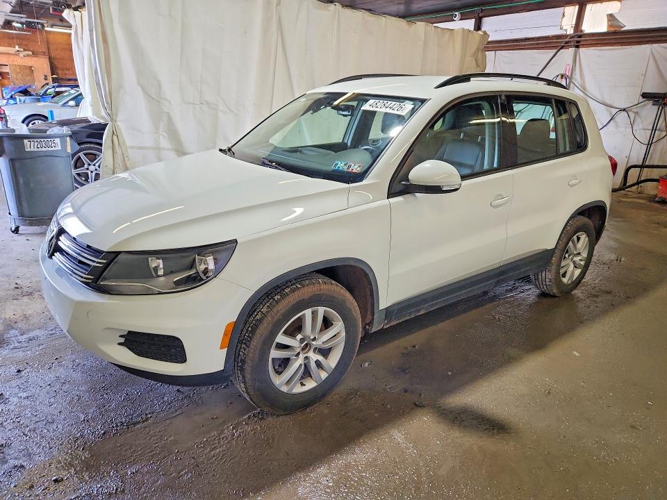 Auction sale of the 2016 Volkswagen Tiguan, vin: WVGBV7AX0GW010979, lot number: 48284426