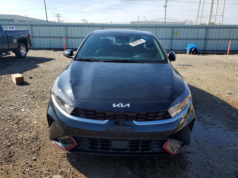 2023 Kia Forte მანქანა იყიდება აუქციონზე, vin: 3KPF54ADXPE565782, აუქციონის ნომერი: 48988186
