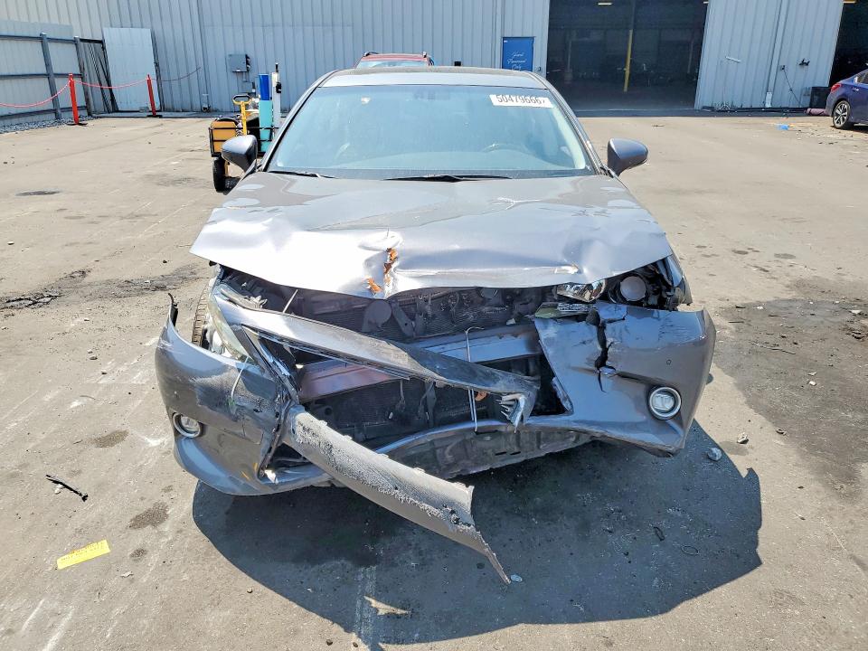 50479666 :رقم المزاد ، JTHBK1GG5F2185170 vin ، 2015 Lexus Es مزاد بيع