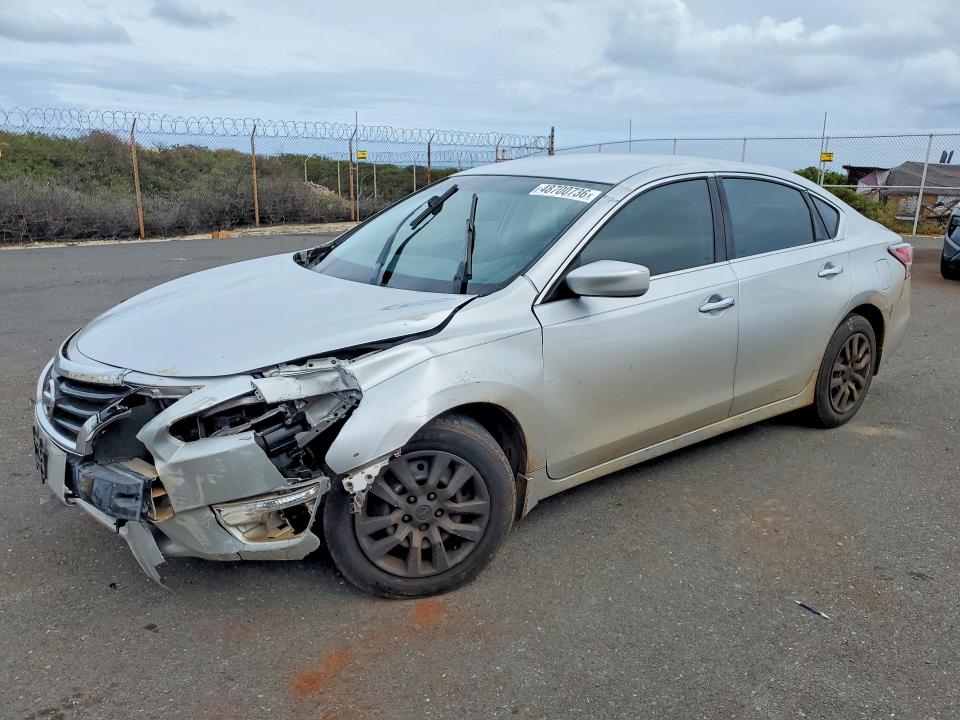 48700736 :رقم المزاد ، 1N4AL3AP6FN331837 vin ، 2015 Nissan Altima مزاد بيع