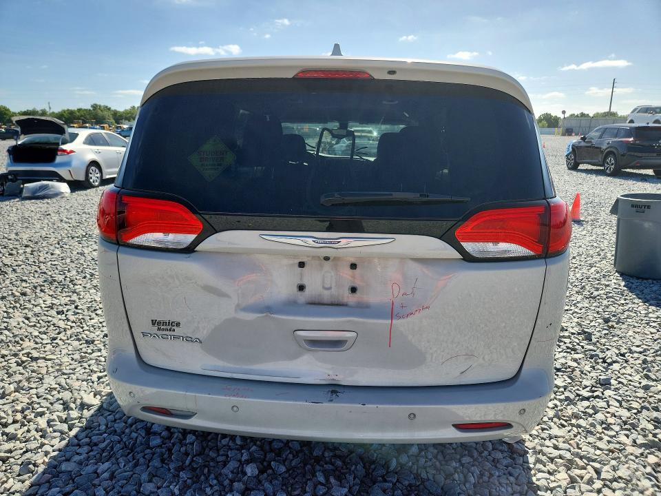 49297046 :رقم المزاد ، 2C4RC1DG9HR770856 vin ، 2017 Chrysler Pacifica مزاد بيع