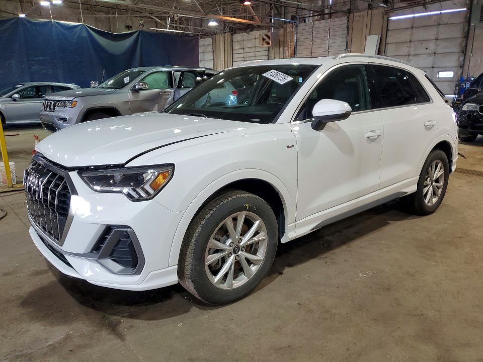 Продаж на аукціоні авто 2024 Audi Q3, vin: WA1DECF32R1054763, номер лоту: 51350726
