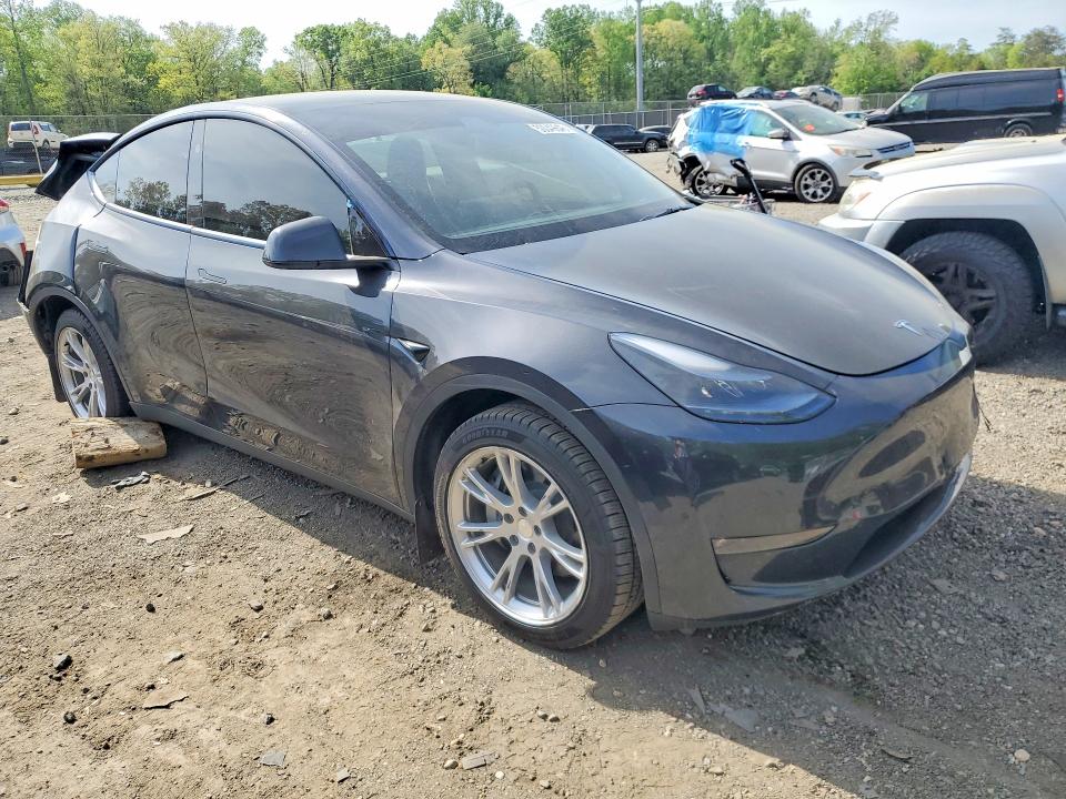 Продажа на аукционе авто 2024 Tesla Model Y, vin: 7SAYGAEE4RF988684, номер лота: 50049646