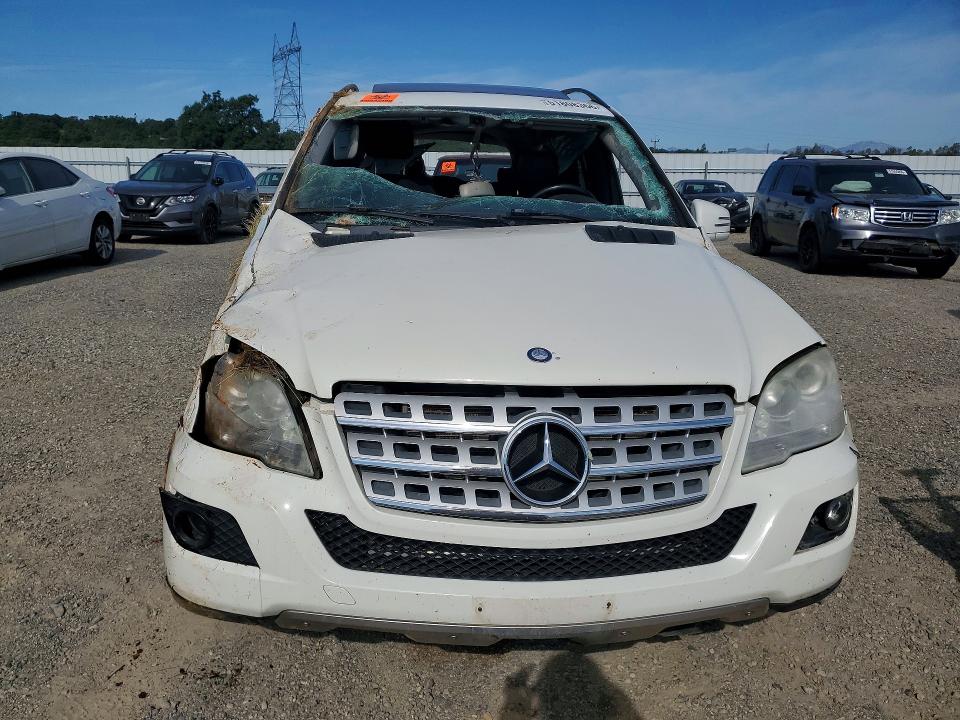 51808366 :رقم المزاد ، 4JGBB8GB0BA704409 vin ، 2011 Mercedes-benz Ml مزاد بيع