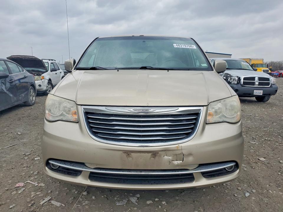 2013 Chrysler Town & Country მანქანა იყიდება აუქციონზე, vin: 2C4RC1BG0DR614136, აუქციონის ნომერი: 48319766