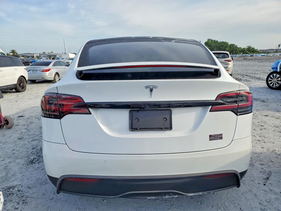 Продаж на аукціоні авто 2022 Tesla Model X, vin: 7SAXCBE60NF355101, номер лоту: 51558836