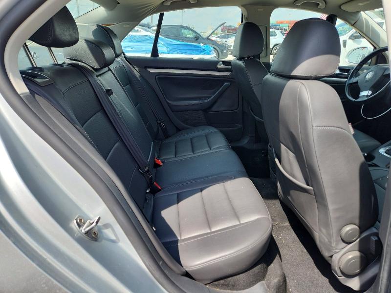 51410366 :رقم المزاد ، 3VWRZ71K18M059327 vin ، 2008 Volkswagen Jetta مزاد بيع
