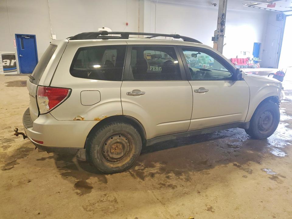 Продажа на аукционе авто 2011 Subaru Forester, vin: JF2SHCDC1BG779119, номер лота: 48168306
