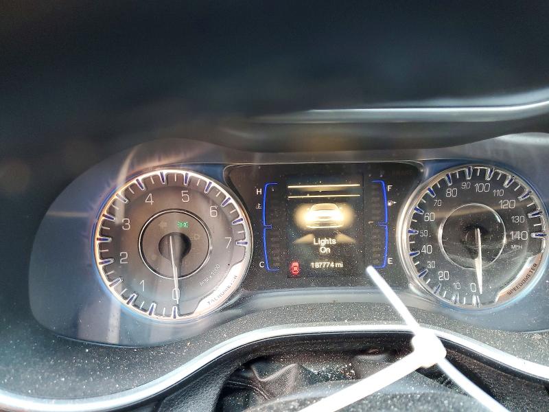 Продажа на аукционе авто 2015 Chrysler 200, vin: 1C3CCCAB3FN596176, номер лота: 48618686