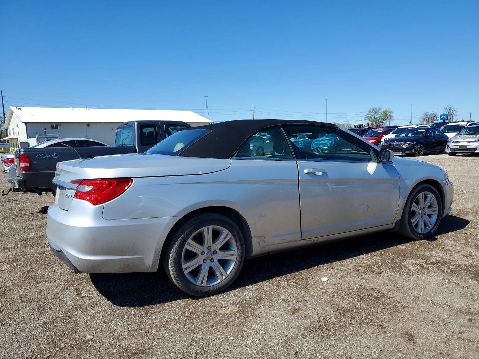 Продажа на аукционе авто 2011 Chrysler 200, vin: 1C3BC2EG8BN624222, номер лота: 49675756
