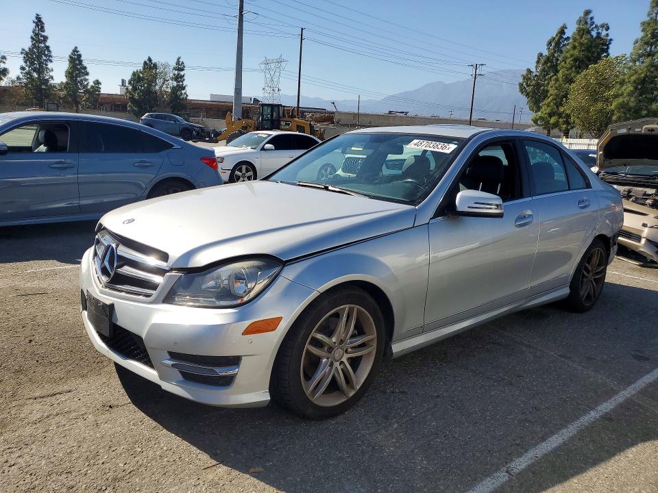 Продажа на аукционе авто 2014 Mercedes-benz C, vin: WDDGF4HB4EA943445, номер лота: 48703836