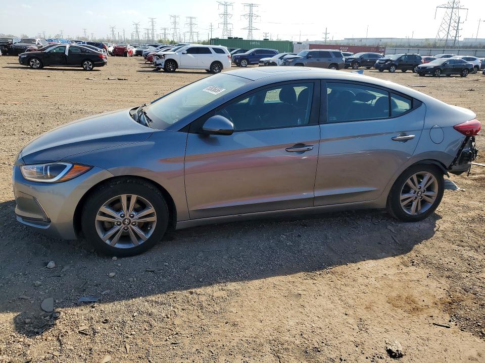 2017 Hyundai Elantra მანქანა იყიდება აუქციონზე, vin: KMHD84LF2HU371338, აუქციონის ნომერი: 50926656