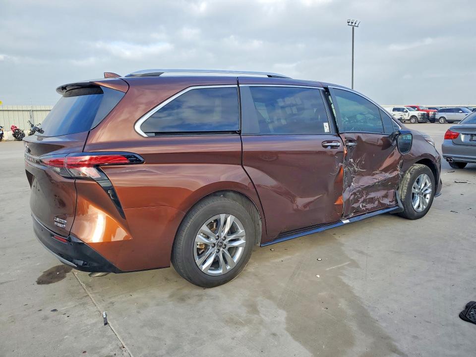 49472766 :رقم المزاد ، 5TDZSKFC2NS050157 vin ، 2022 Toyota Sienna مزاد بيع