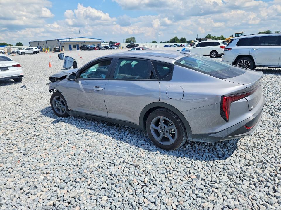 2025 Kia K4 მანქანა იყიდება აუქციონზე, vin: 3KPFT4DE6SE215505, აუქციონის ნომერი: 51314126