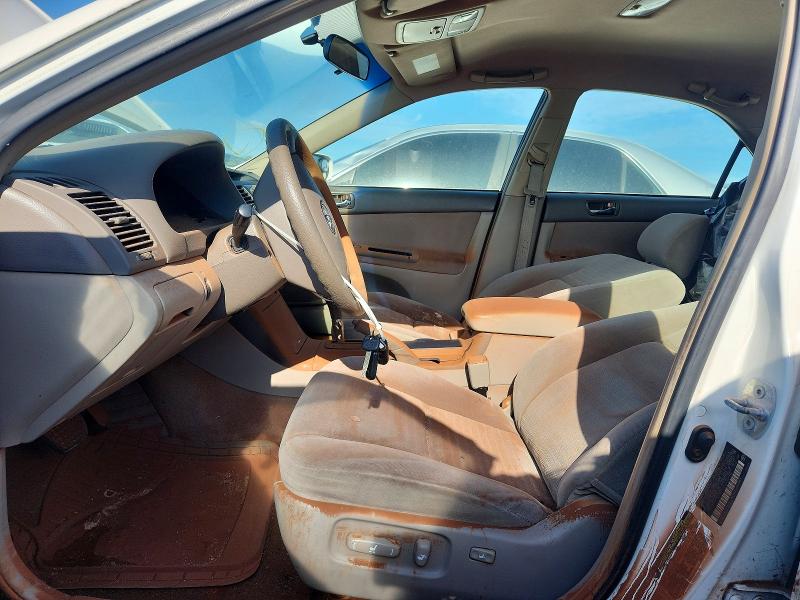 47317596 :رقم المزاد ، 4T1BE32KX5U391146 vin ، 2005 Toyota Camry مزاد بيع
