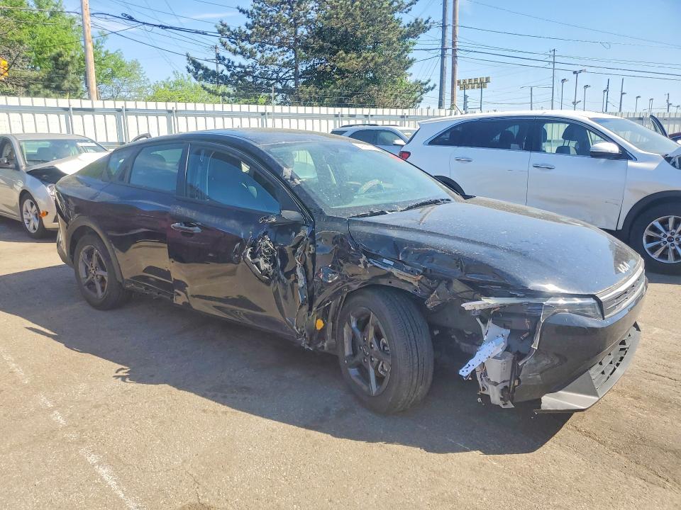 Продажа на аукционе авто 2025 Kia K4, vin: 3KPFT4DEXSE085289, номер лота: 49910156