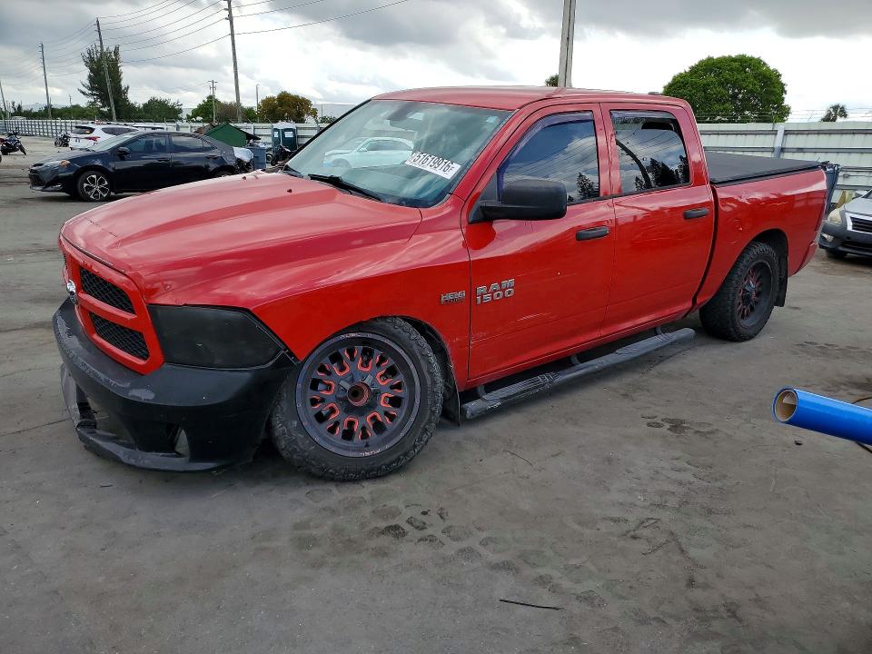51619916 :رقم المزاد ، 1C6RR6KT4FS659016 vin ، 2015 Ram 1500 مزاد بيع