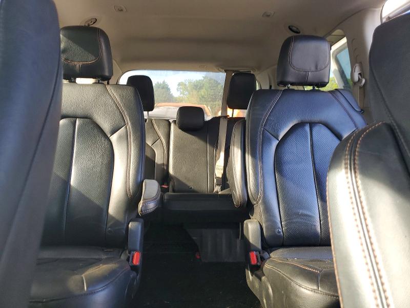 50278806 :رقم المزاد ، 2C4RC1EG0JR355011 vin ، 2018 Chrysler Pacifica مزاد بيع