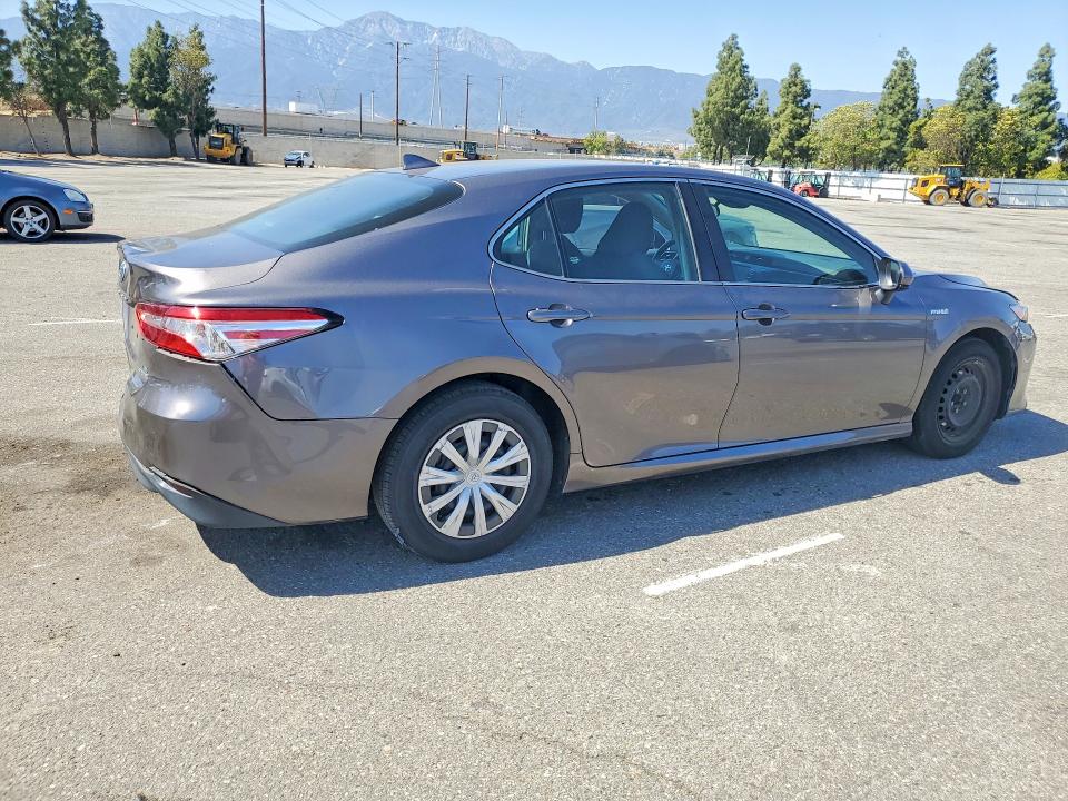 2020 Toyota Camry მანქანა იყიდება აუქციონზე, vin: 4T1C31AK5LU525171, აუქციონის ნომერი: 51693076
