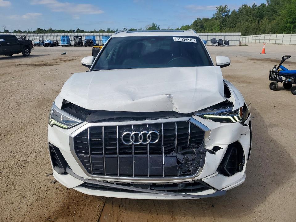 51534846 :رقم المزاد ، WA1DECF31P1045565 vin ، 2023 Audi Q3 مزاد بيع