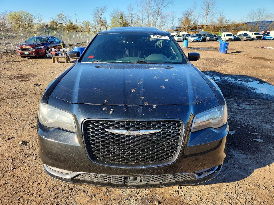 Продаж на аукціоні авто 2015 Chrysler 300, vin: 2C3CCABT1FH808139, номер лоту: 48965976