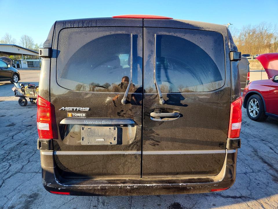 50610506 :رقم المزاد ، WD4PG2EE0J3492027 vin ، 2018 Mercedes Benz Metris مزاد بيع
