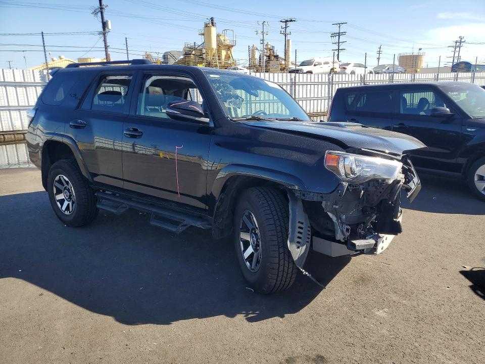 2023 Toyota 4runner მანქანა იყიდება აუქციონზე, vin: JTERU5JRXP6146737, აუქციონის ნომერი: 51119116