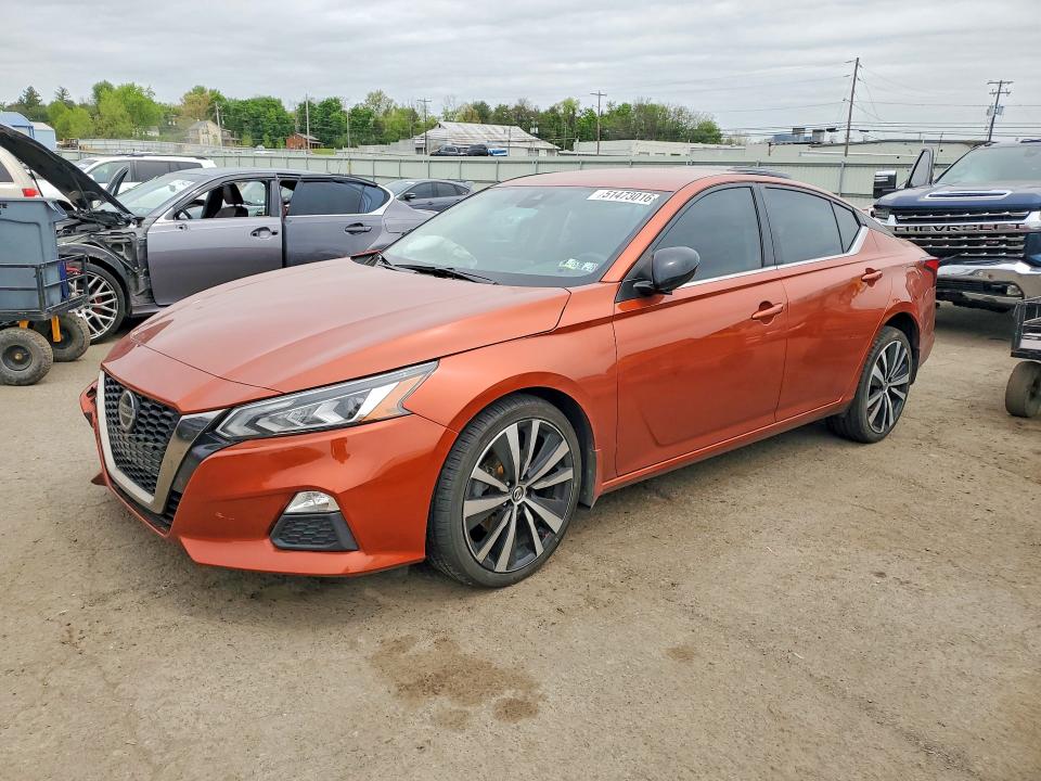51473016 :رقم المزاد ، 1N4BL4CW4MN374715 vin ، 2021 Nissan Altima مزاد بيع