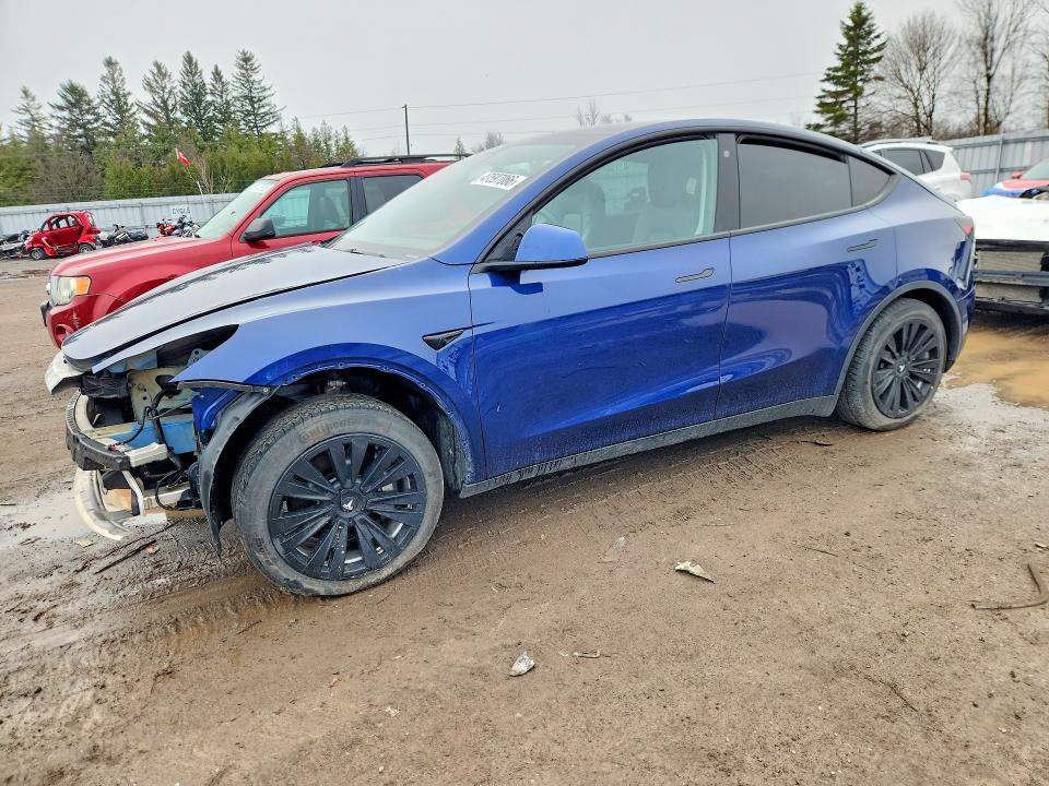 Продаж на аукціоні авто 2022 Tesla Model Y, vin: 7SAYGDEE5NF357955, номер лоту: 47597066