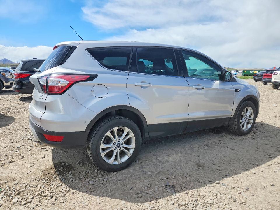 Продажа на аукционе авто 2017 Ford Escape, vin: 1FMCU0GD4HUE49322, номер лота: 50968926