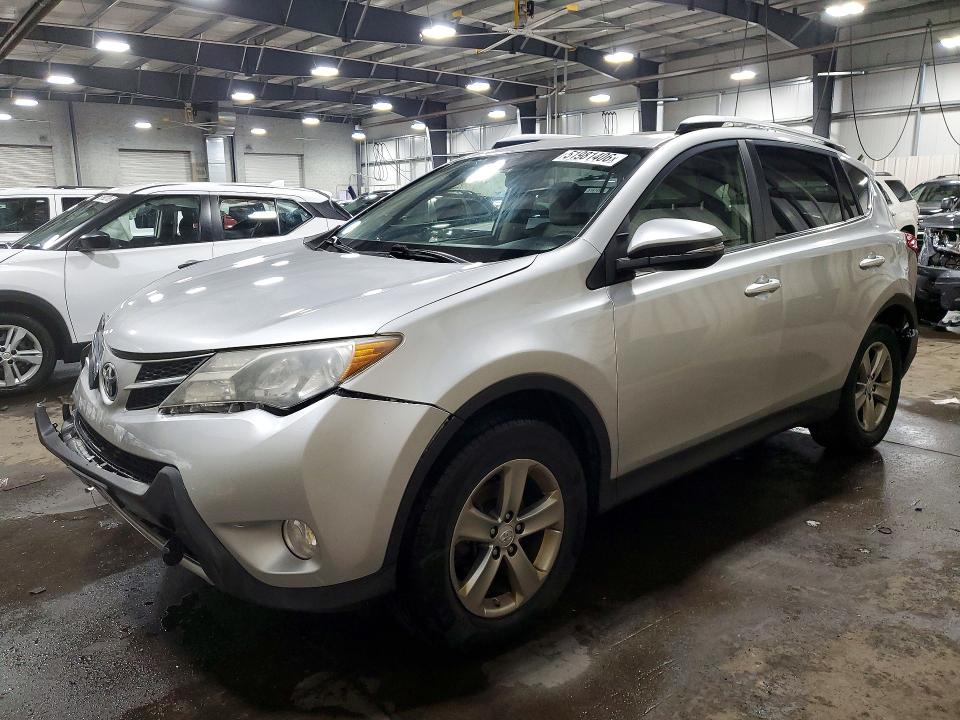 2015 Toyota Rav4 მანქანა იყიდება აუქციონზე, vin: JTMRFREV3FD100142, აუქციონის ნომერი: 51981406