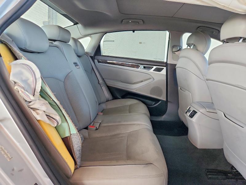 Продажа на аукционе авто 2015 Hyundai Genesis, vin: KMHGN4JE8FU016851, номер лота: 41628716