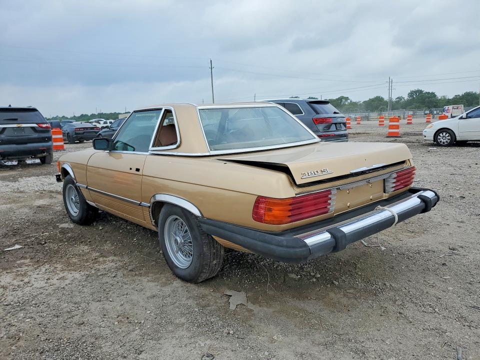 1982 Mercedes-benz 380 მანქანა იყიდება აუქციონზე, vin: WDBBA45A1CB013040, აუქციონის ნომერი: 51100346
