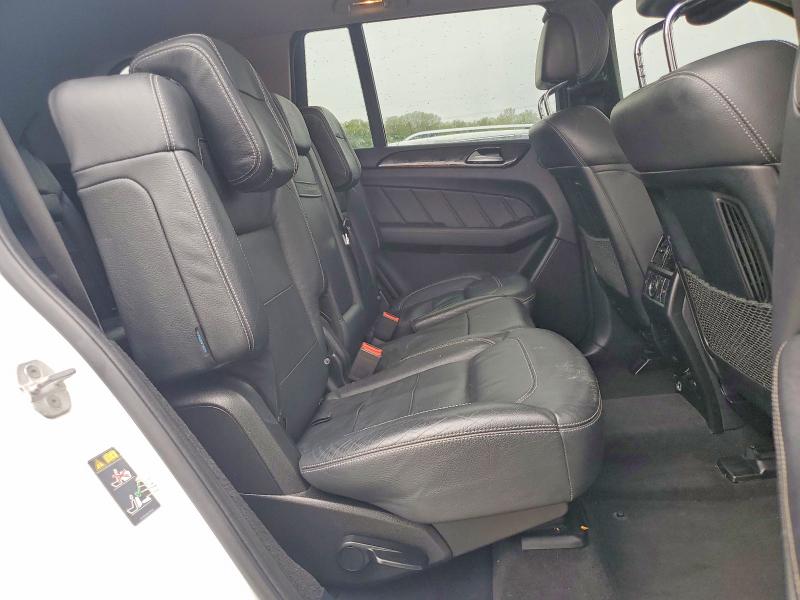 51312376 :رقم المزاد ، 4JGDF6EE1FA476067 vin ، 2015 Mercedes-benz Gl مزاد بيع