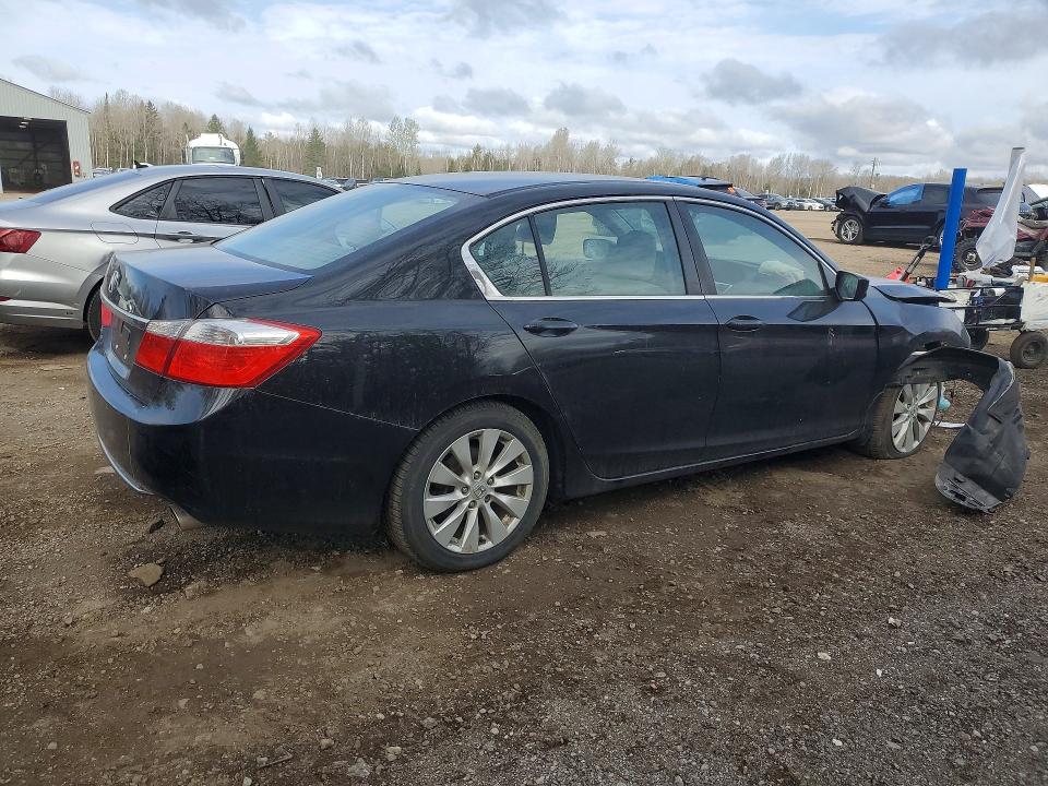 2013 Honda Accord მანქანა იყიდება აუქციონზე, vin: 1HGCR2F33DA806397, აუქციონის ნომერი: 49848556