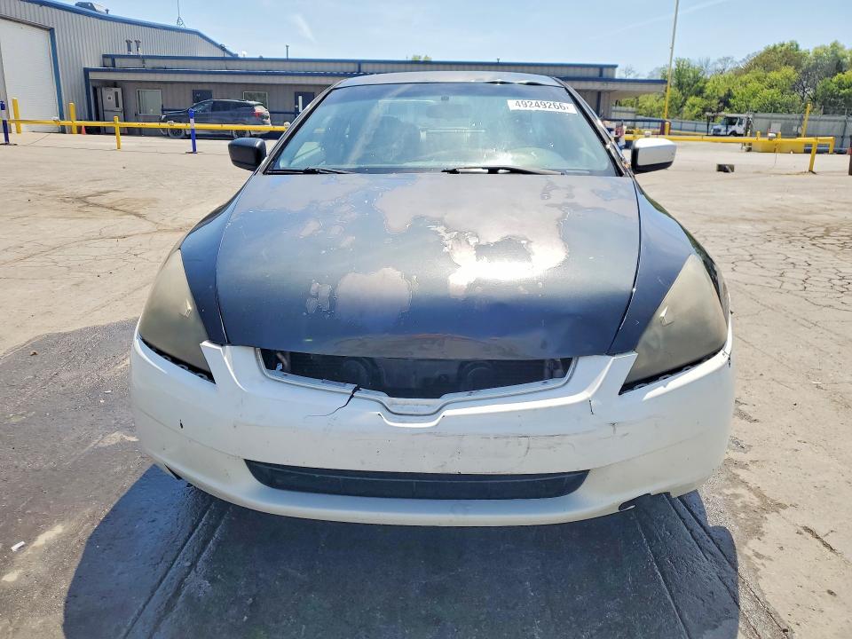 49249266 :رقم المزاد ، 1HGCM72585A023645 vin ، 2005 Honda Accord مزاد بيع