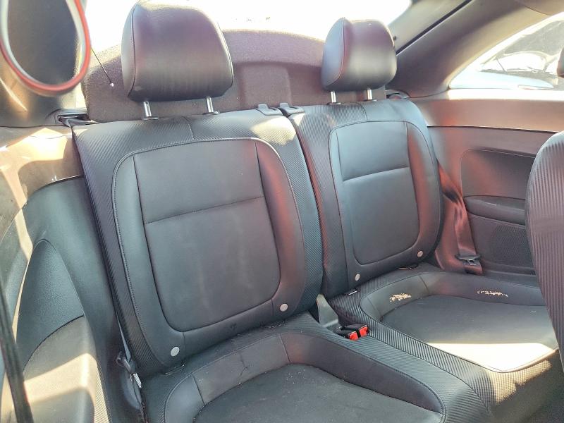 49330306 :رقم المزاد ، 3VWJP7AT0DM631266 vin ، 2013 Volkswagen Beetle مزاد بيع