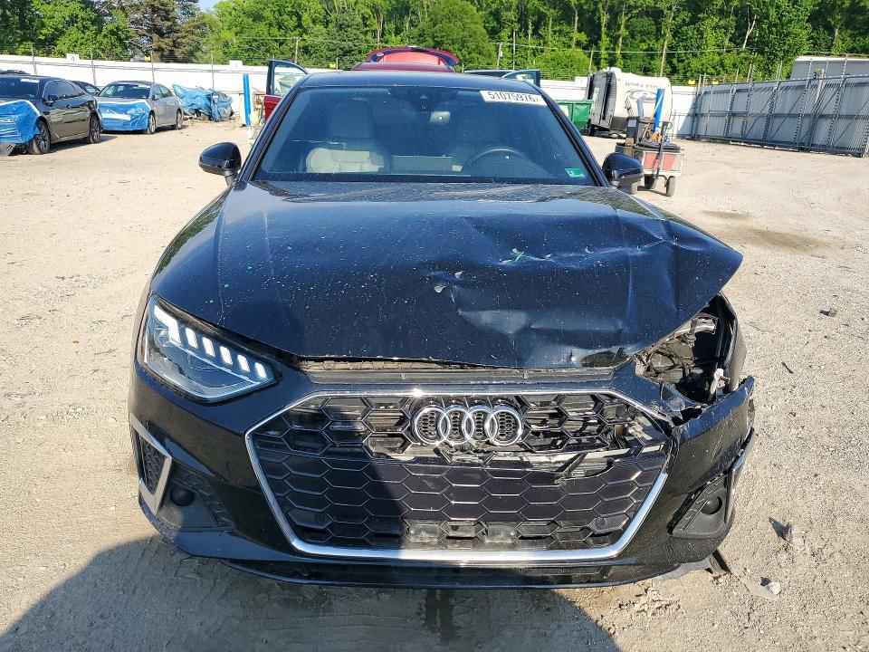 51075976 :رقم المزاد ، WAUEAAF40MA019454 vin ، 2021 Audi A4 مزاد بيع
