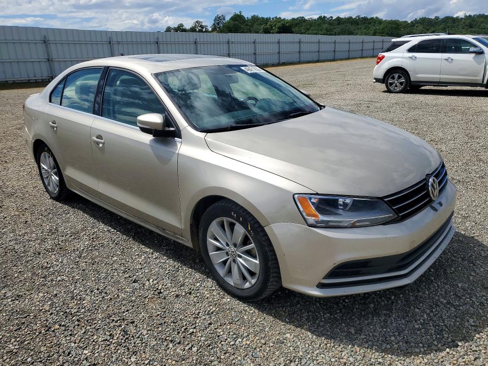 49471956 :رقم المزاد ، 3VWLA7AJ0FM403649 vin ، 2015 Volkswagen Jetta مزاد بيع